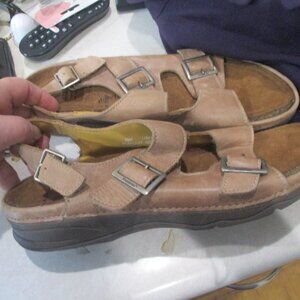 Barefoot Freedom Brown Leather Sandals Sz 10 Womens cork comfort